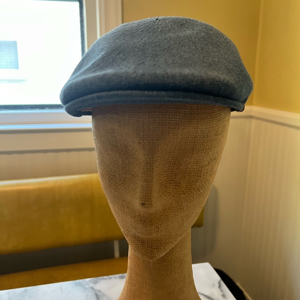 Kangol NEVER WORN W/ tags Very cool “denim” driver cap